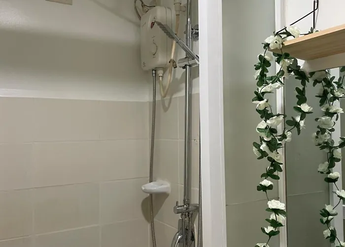 2 Bedroom Unit In Srp Near Sm Seaside And Nustar *